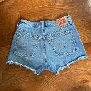 501 Levi’s shorts